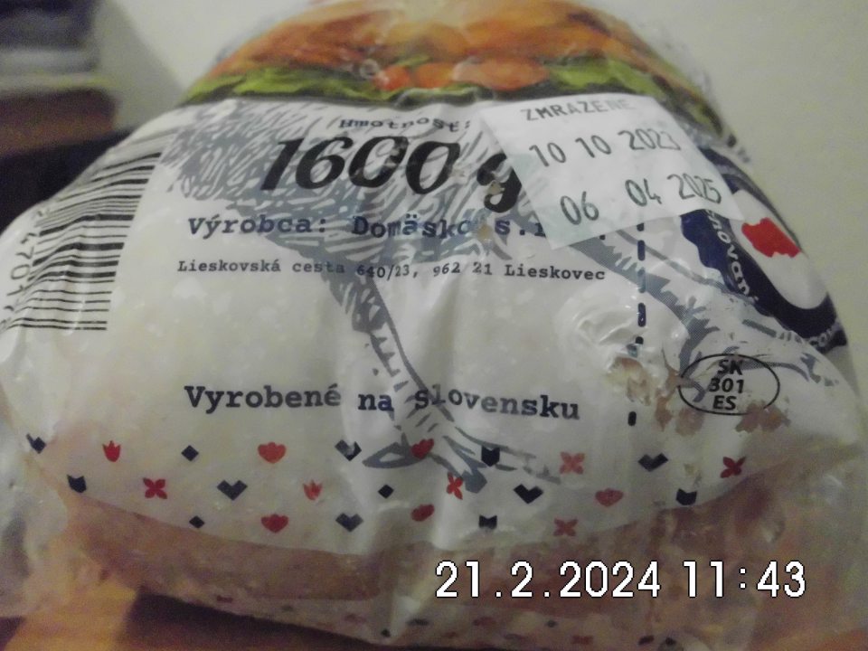 nevyhovujúce označenie hlbokozmrazenej Hydiny - uvedené iba Chované v Slovenskej republike, chýba údaj zabité a kód dávky, resp. pôvod a kód dávky