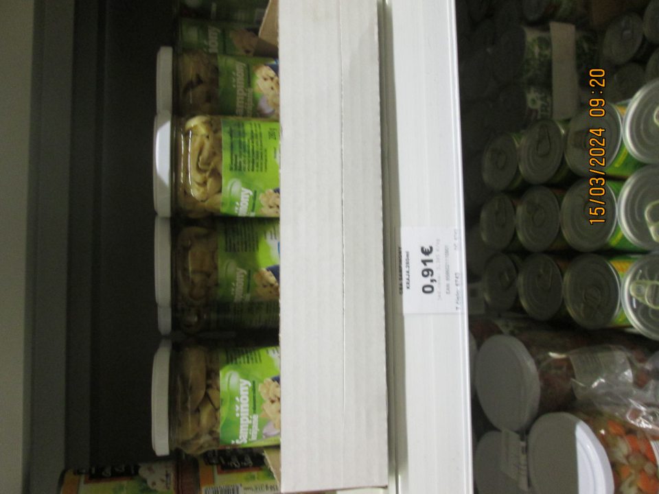 Šampiňóny krájané v slanom náleve CBA nevyhovujúci pevný podiel