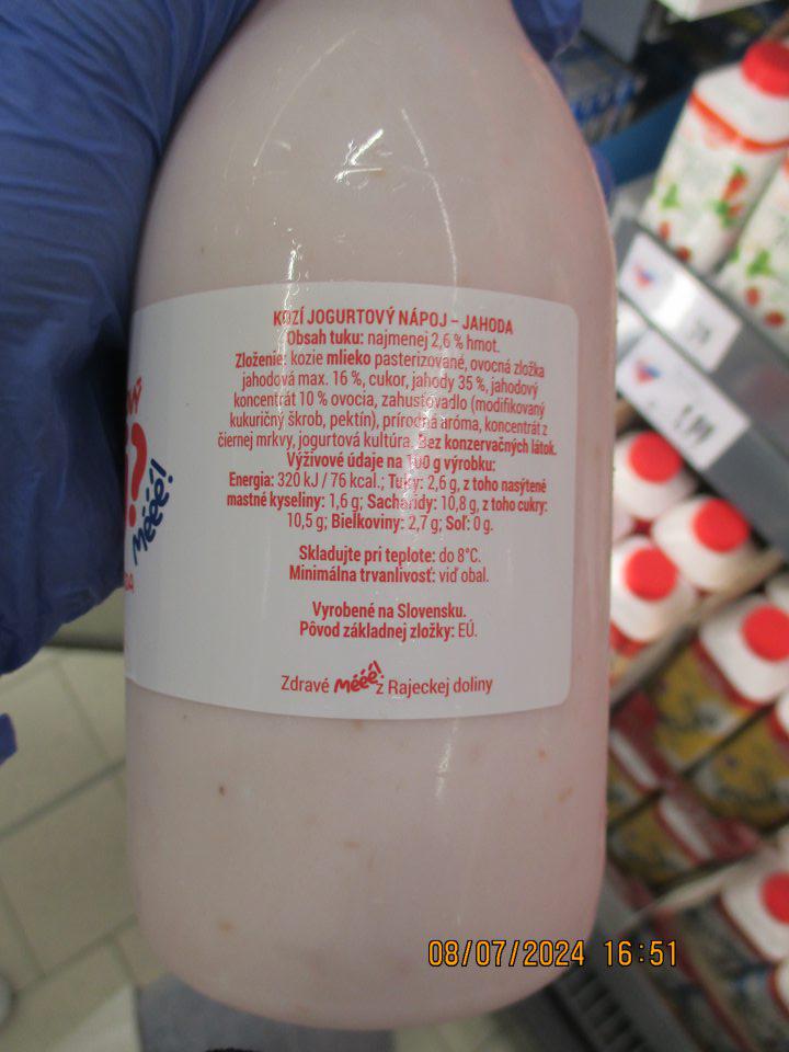 Kozí jogurtový nápoj- čučoriedka na etikete uvedený povinný údaj v nesprávnom tvare" dátum spotreby".