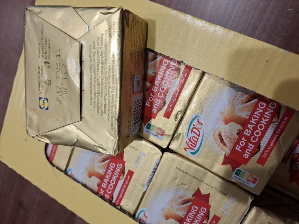 Predaj potravín po DMT - 1 druh, celková hmotnosť: 7,25 kg, celková cena : 28,42€.