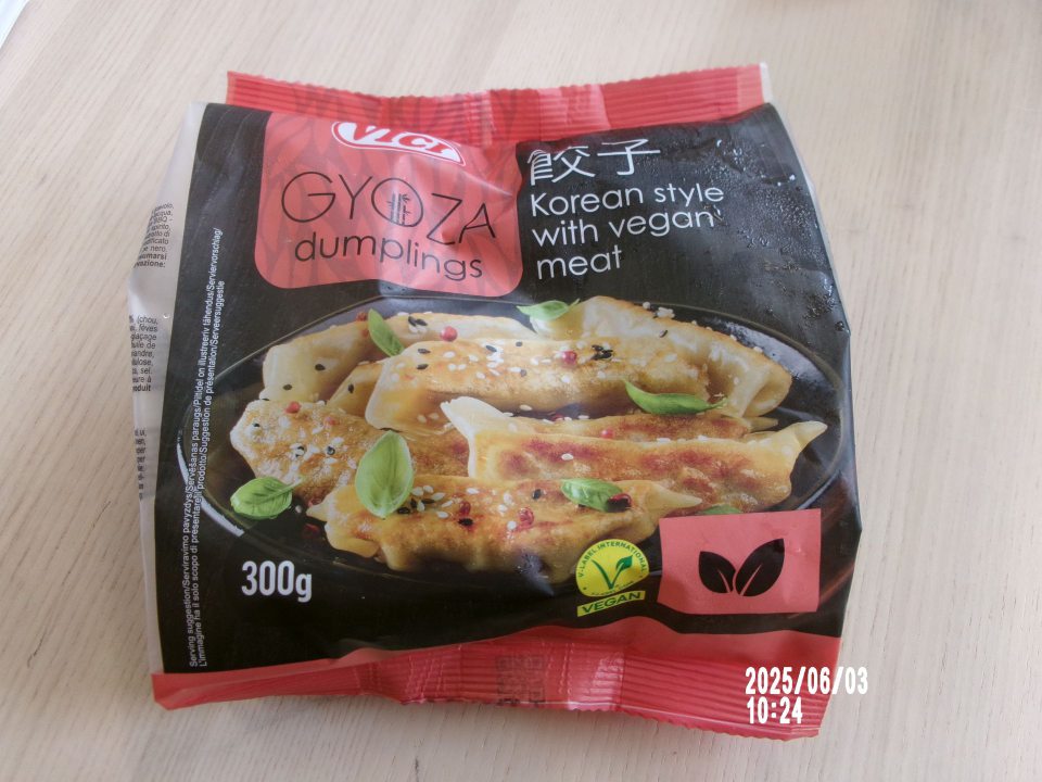 Uvádzanie spotrebiteľa do omylu pri označení jedného druhu potravinárskeho výrobku ( použitie výrazu - vegánske mäso). 