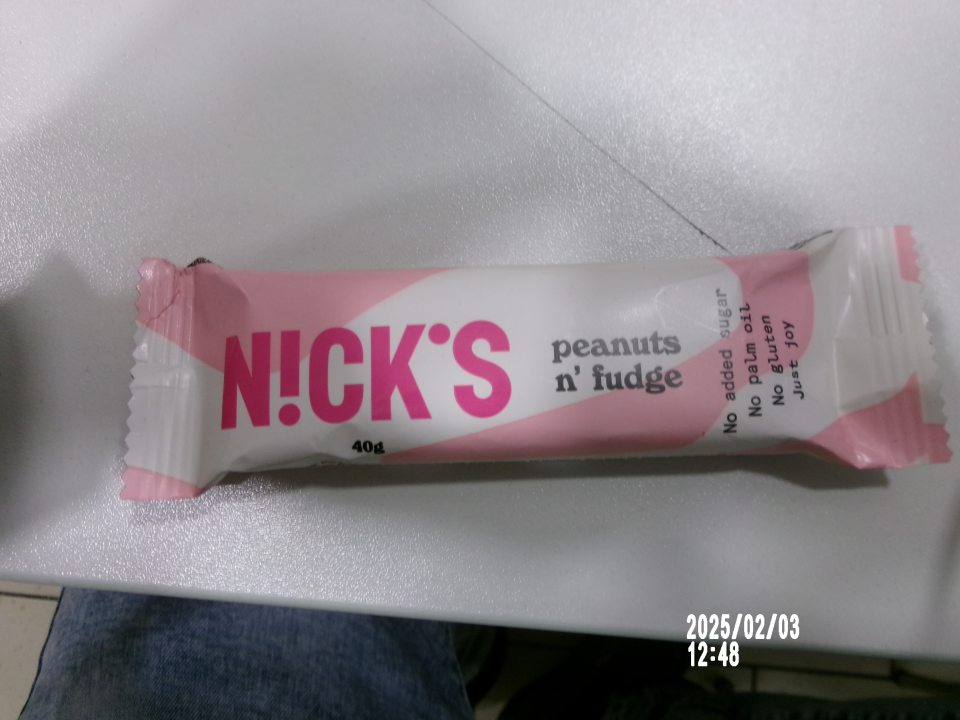  v zložení výrobku nejasná a nezrozumiteľná zložka "plnidlo",v označení nesprávna terminológia "Priemerné výživové hodnoty na 100g a výraz Bílkoviny