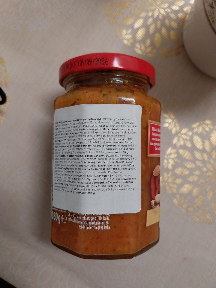 Jeden výrobok, v označení ktorého neboli zvýraznené mandle-alergén a nesprávne uvedené výživové údaje.