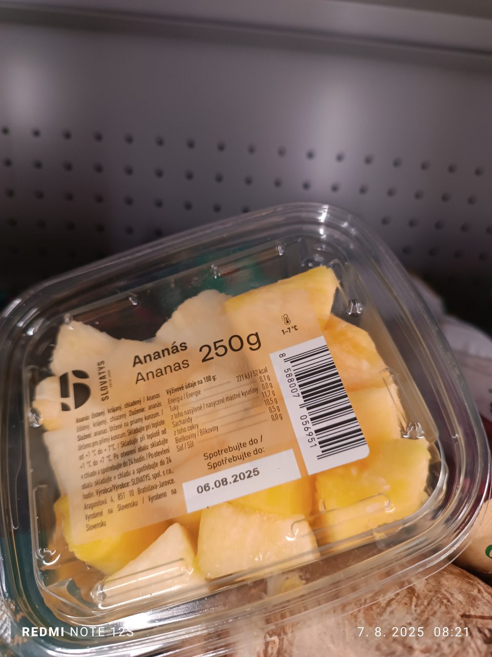 Výrobok po uplynutí DS- Čerstvé ovocie-ananás kocky 250 g. DS:6.8.2025.