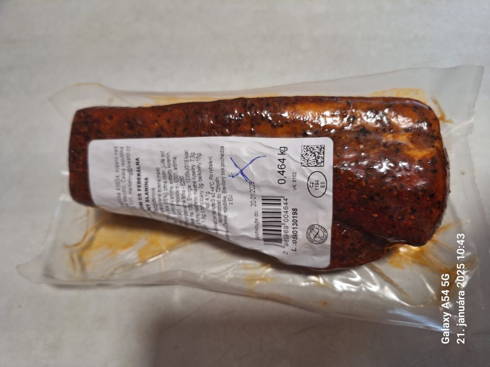 Pri pultovom predaji - predaj  mäsových výrobkov po dátume spotreby.