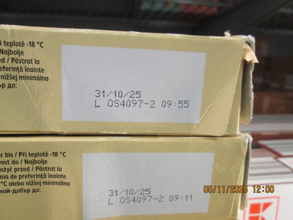 2.	Mrazený krém s rastlinným tukom s kakaovou polevou s príchuťou sušienok 288 g, DMT: 31.10.2025, v celkovom počte 5 ks, v celkovom množstve 1440 g, v celkovej cene 24,95 Eur. Predávajúci: Kaufland Slovenská republika v.o.s., Trnavská cesta 41/A, 831 04 Bratislava