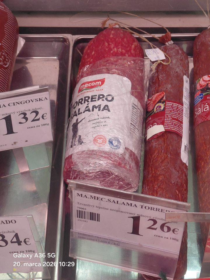 Mäsový výrobok predávaný pultovým predajom po uplynutom dátume spotreby (dátum otvorenia/ porušenia orig. obalu 12.3.2026 a dátum primerane skráteného dátumu spotreby bol 19.3.2026).