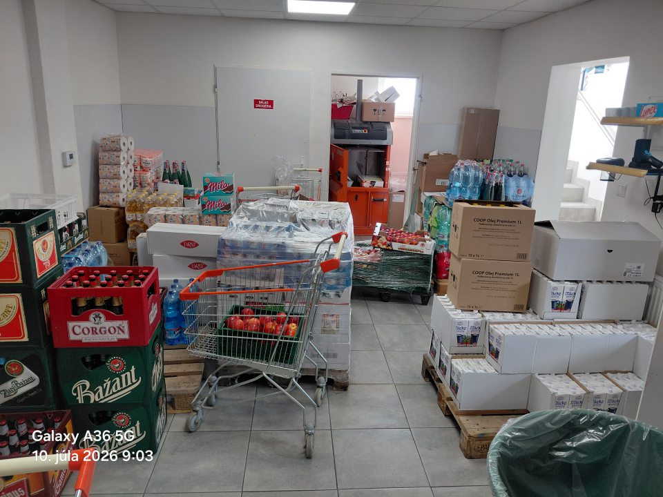 Spoločné skladovanie nezlučiteľných druhov tovaru spolu.
