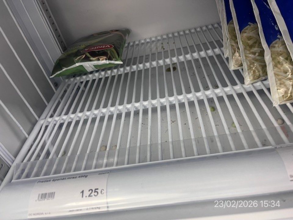 Nevyhovujúci hygienický stav mraziacich zariadení na predajnej ploche