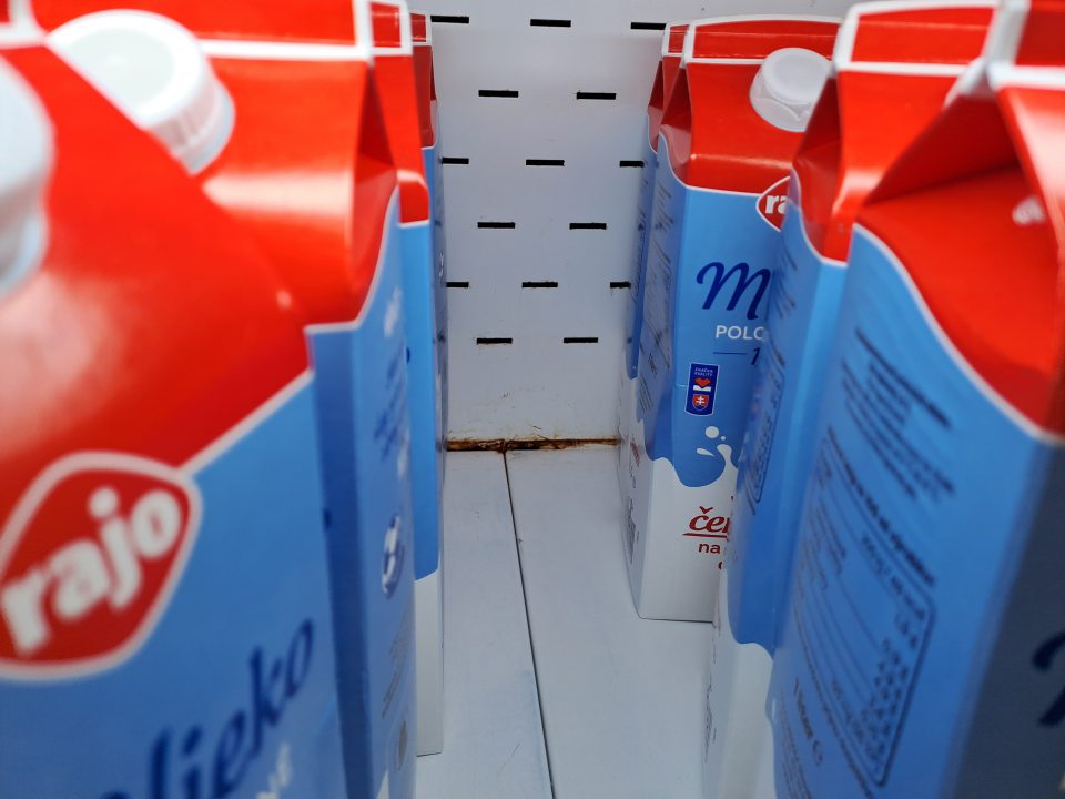 Výskyt hrdze v chladiacom boxe.