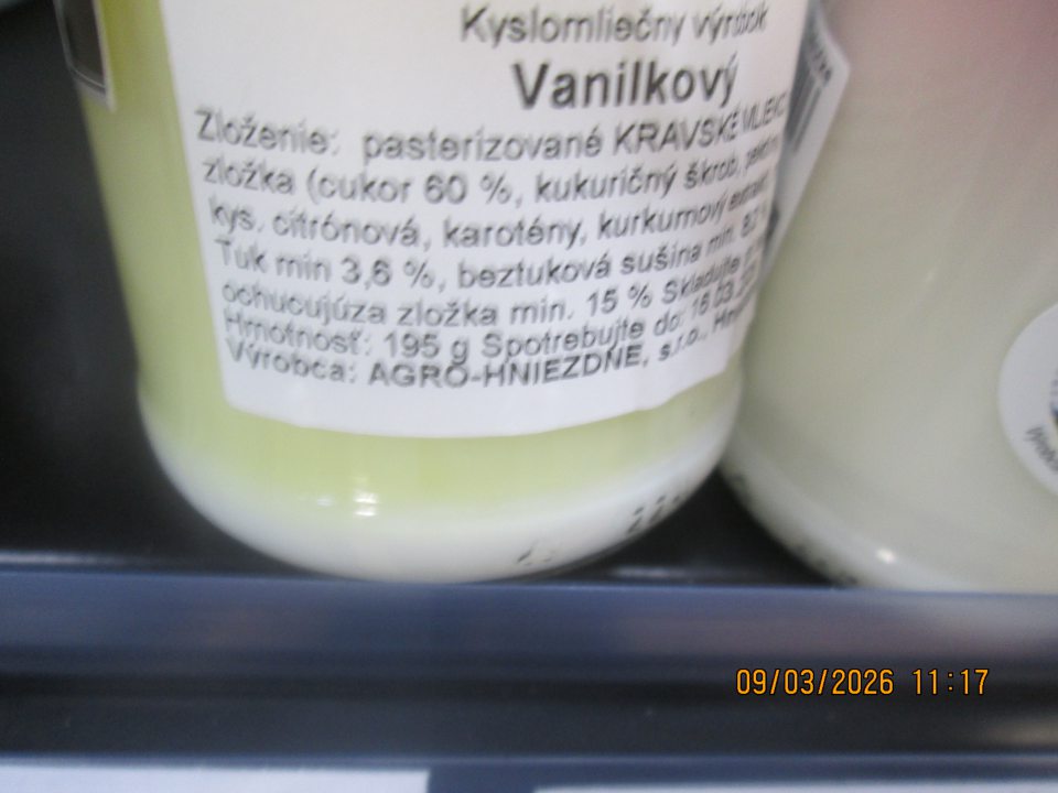 Výrobok Bača Paľo Gazdovský jogurt kyslomliečny výrobok vanilkový 195g, spotrebujte do 16.03.2026 v zložení uvedená skratka.