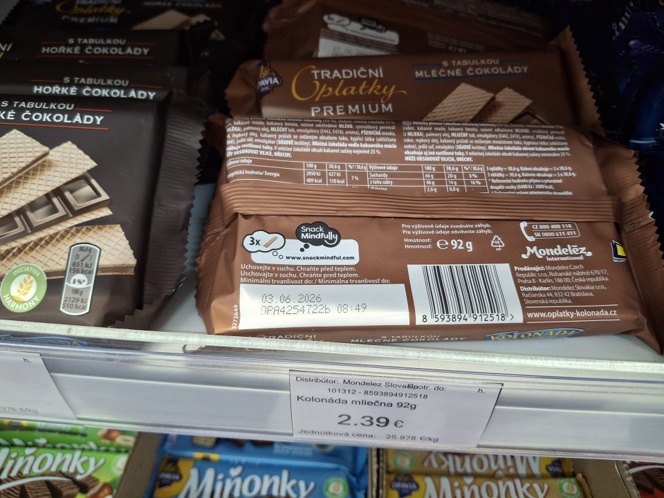 Predaj potravín do 45 dní po DMT: Oblátky plnené tabuľkou mliečnej čokolády, 7 ks, celková hmotnosť: 0,644 kg, celková cena: 16,73 eur, distribútor: Mondelez Slovakia, s.r.o., Bratislava, minimálna trvanlivosť 5 ks do 03.06.2026 a 2 ks do 19.06.2026.