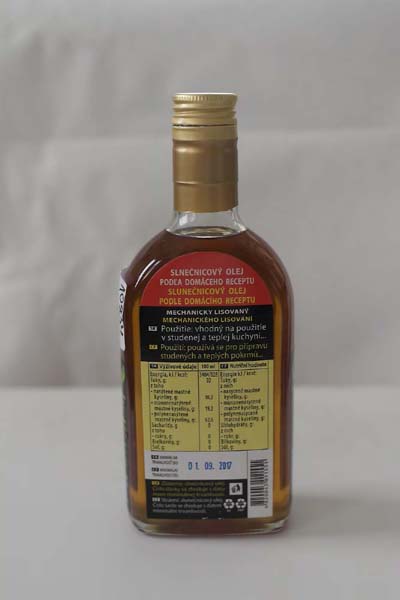 Slnečnicový olej podľa domáceho receptu